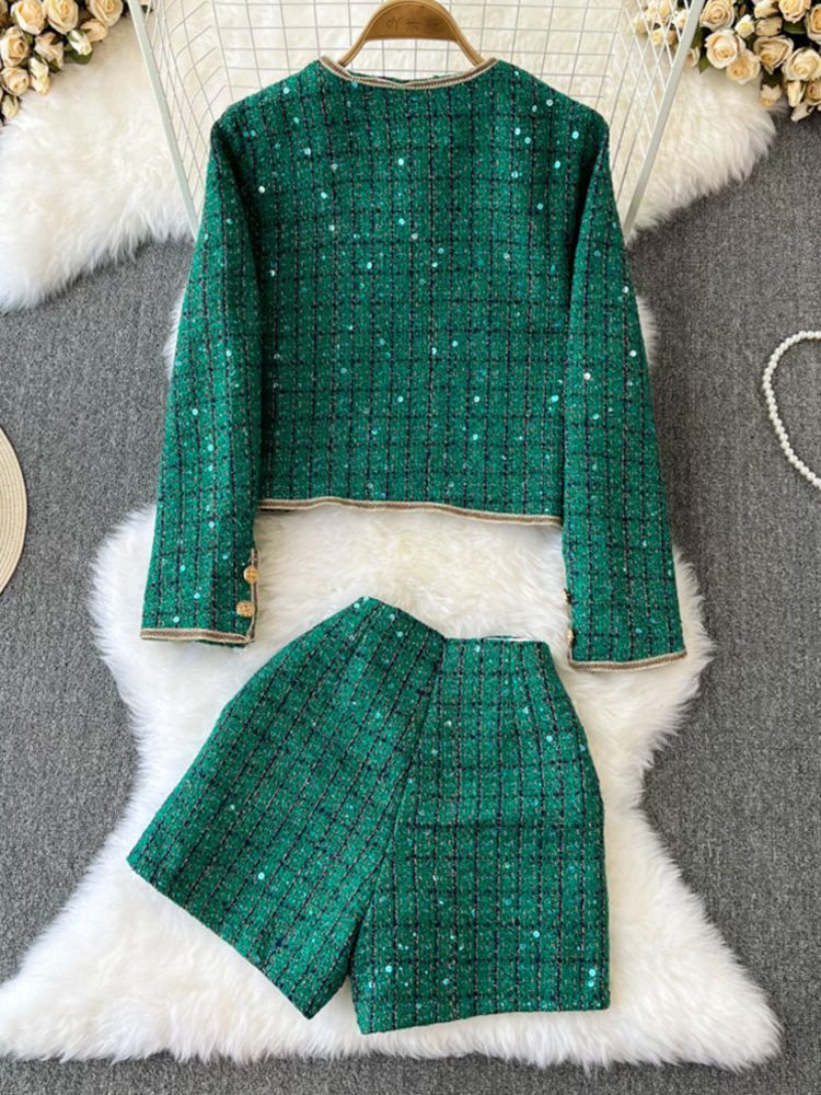 Jesienno-zimowa pani dwuczęści – Winter Clothing Kit recenzja i cena