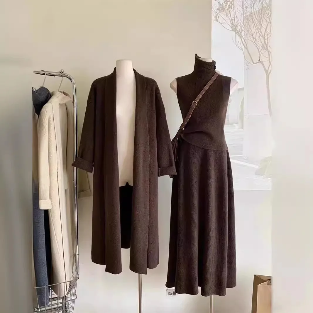 Trzyczęściowe zestawy damskie  – Winter Clothing Kit recenzja i cena
